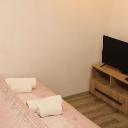 Eleon Motel Brezovice Extérieur photo